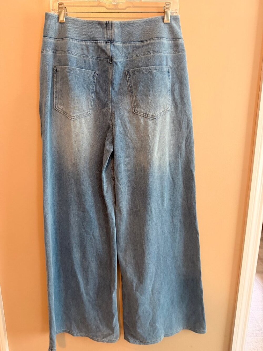 Halara Size Large Wide Leg Jeans High-Waisted Stretch Denim light Blue Large - Picture 3 of 8